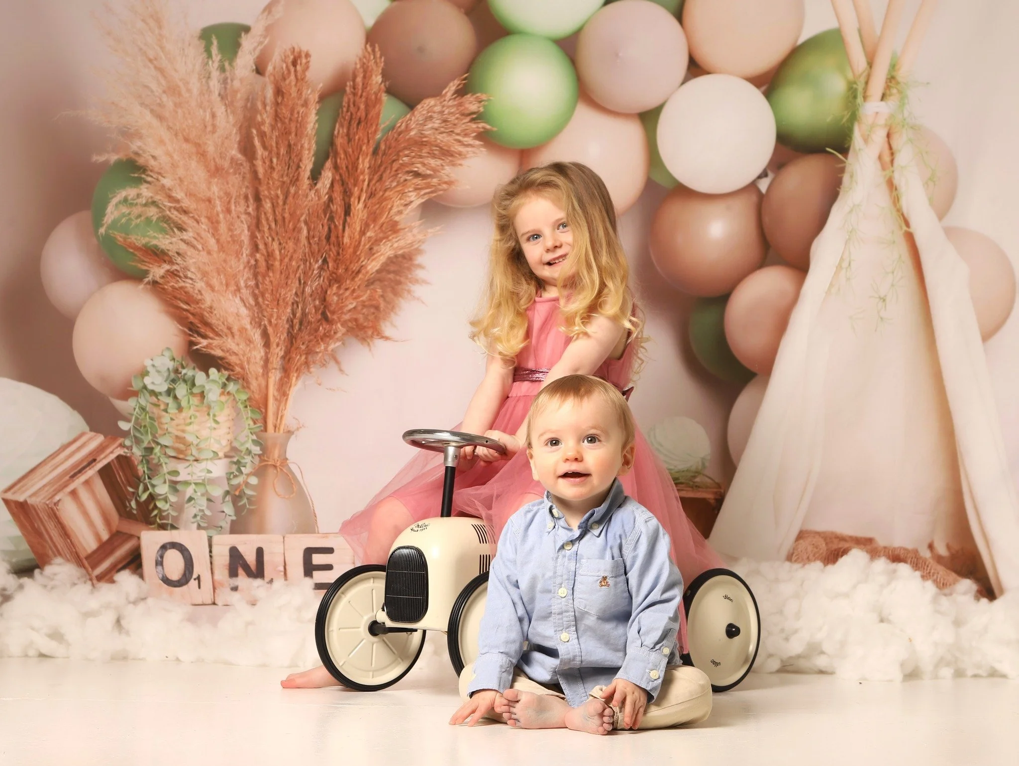 Baby 1st birthday 2024 photoshoot near me